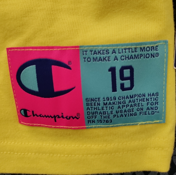 Champion - Bright yellow reverse weave heavyweight crop top. New. Size- XS - Picture 4 of 7